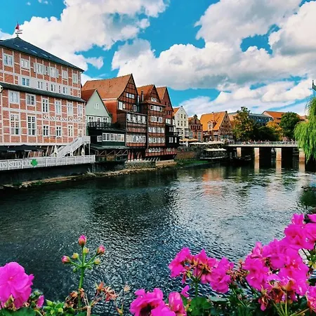 Hygge Homes - Traumhafte Altbauwohnung Nahe Lüneburgs Altstadt Apartment *
